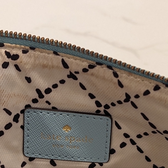 Kate Spade Lolly Newbury Lane Leather Wristlet Grace Blue - Picture 3 of 6